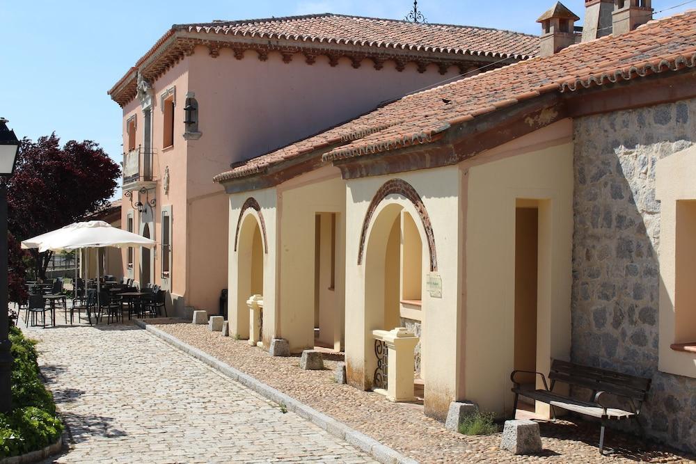 Vettonia Hotel Avila Bagian luar foto