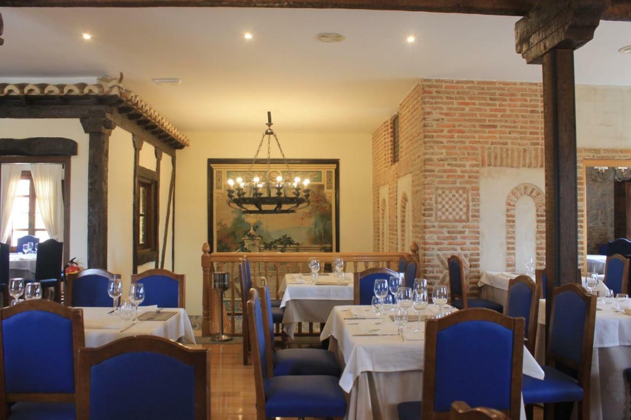 Vettonia Hotel Avila Bagian luar foto