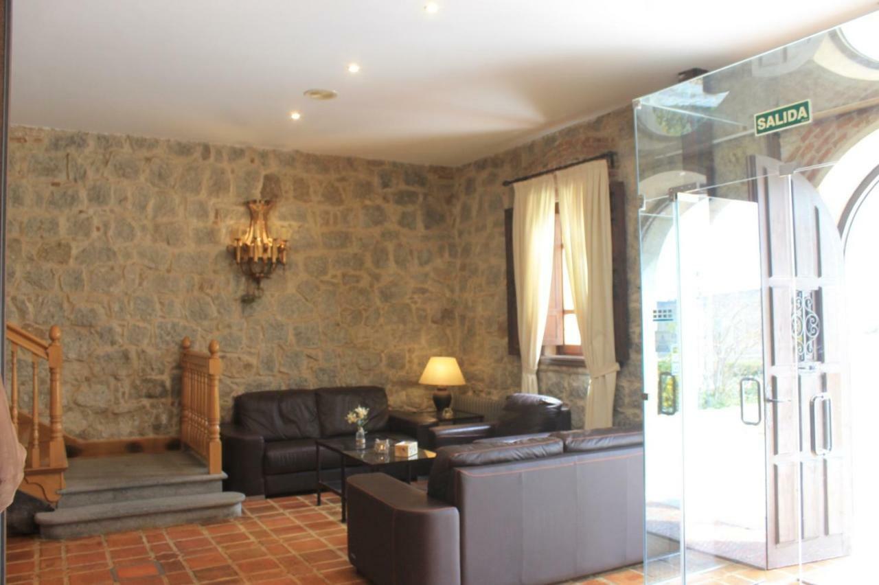 Vettonia Hotel Avila Bagian luar foto