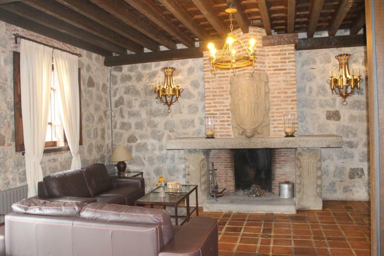 Vettonia Hotel Avila Bagian luar foto